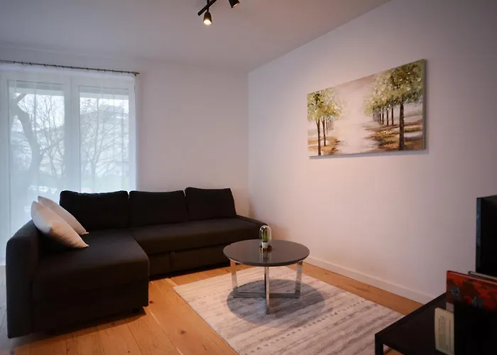 Cozy & Stylish In - 1 Min To U3 Metro - Quiet Area With Shops Nearby Apartment Vienna